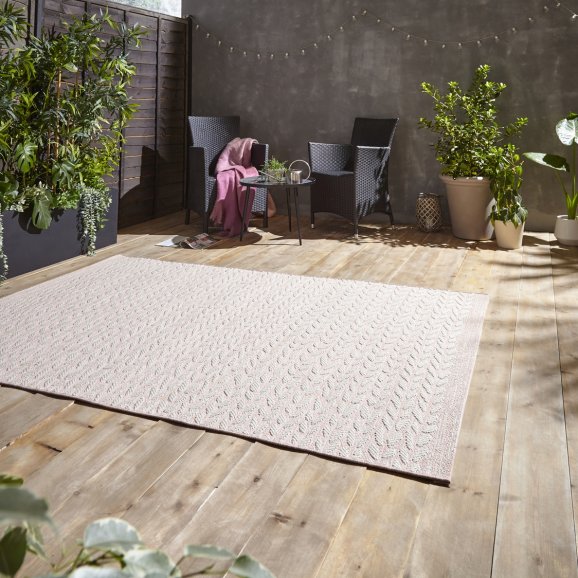 St Austell outdoor rug - Rose & Cream - Image 5