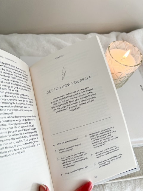 Your manifesting year - hardback book - Image 5