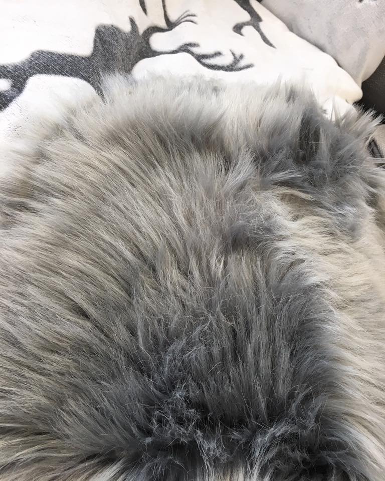 Luxury Dark Grey Faux Fur Rug Perfectly Lovely Interiors Grey Fur Rug1