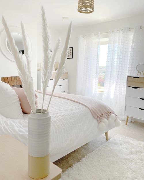 Soft fluffy 5 stems of pampas grass - Image 2
