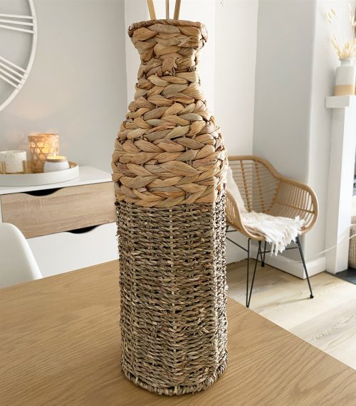 Statement large woven vase - Image 4