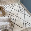Berber diamond rug with tassels - Image 2