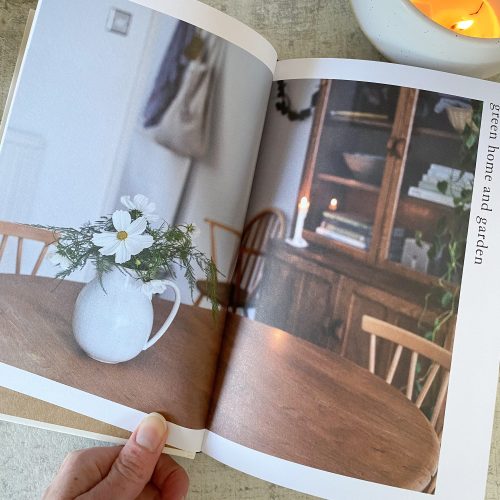 'Green Living' hard back book - Image 6