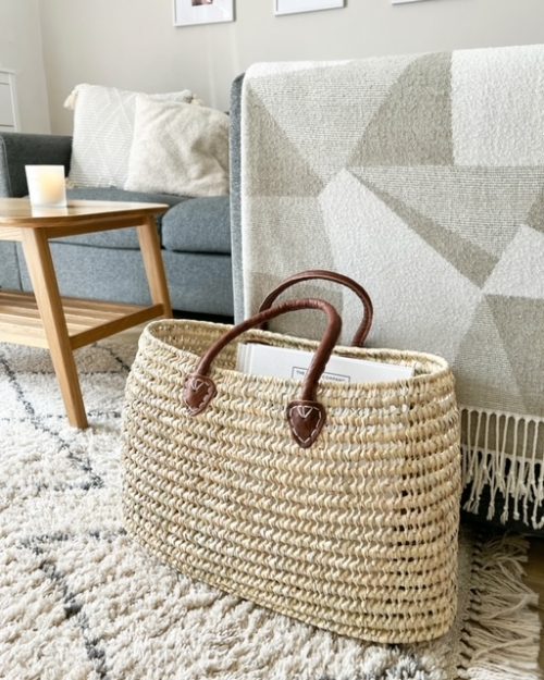 Large sturdy two handled basket - Image 3
