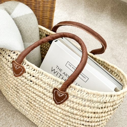 Large sturdy two handled basket - Image 4