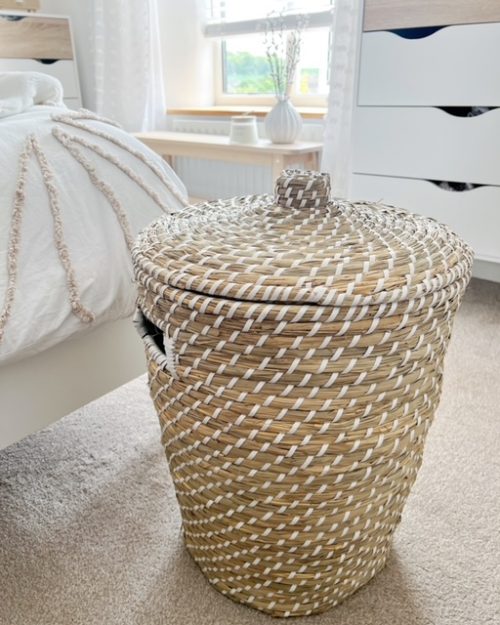 Stunning seagrass lidded hamper basket - Image 3