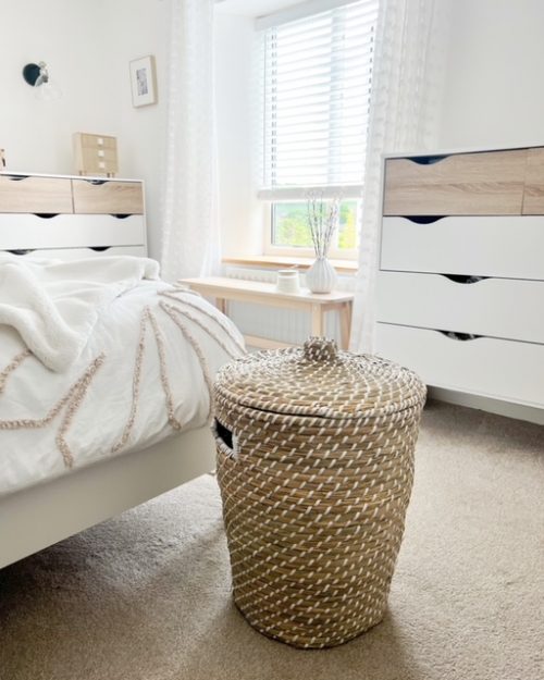 Stunning seagrass lidded hamper basket - Image 2