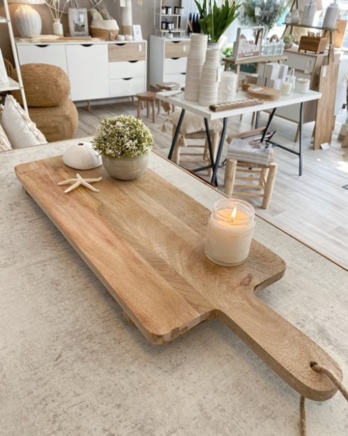 Very large mango wood grazing board with handle