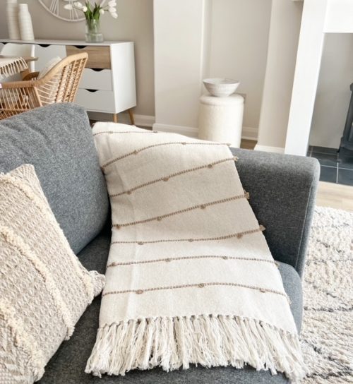 Natural woven bobble throw