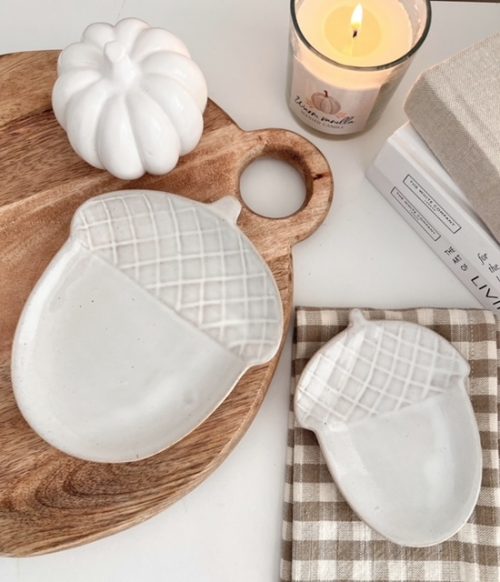 Ceramic acorn dishes - 2 sizes