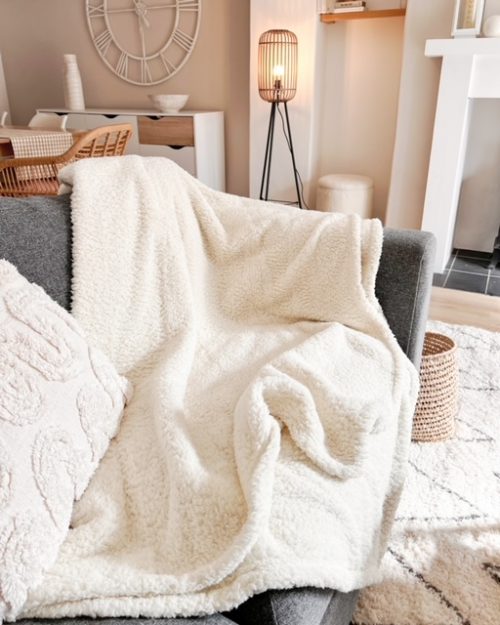 Ivory throw blankets outlet