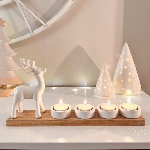 Reindeer candle display