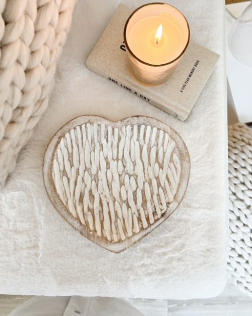 Small mango wood heart dish/tray
