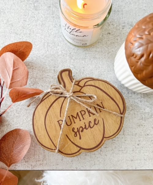 Set of 4 wooden pumpkin coasters - Image 2