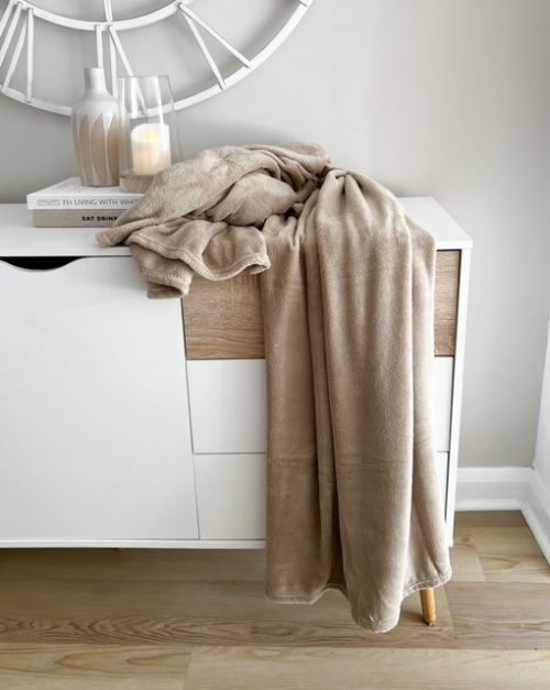 Super snuggly taupe blanket/throw