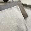 Boucle zip bag - off white - Image 3