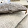Boucle zip bag - off white - Image 5