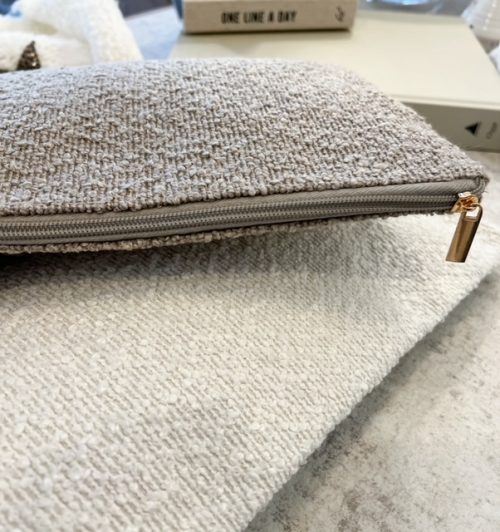 Boucle zip bag - taupe - Image 5