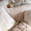 Tufted Nordic cushion with tassels - Image 5