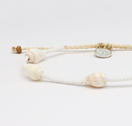 Shell & pretty bead bracelet - Image 4