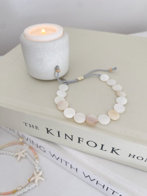Pretty pearl disc bracelet