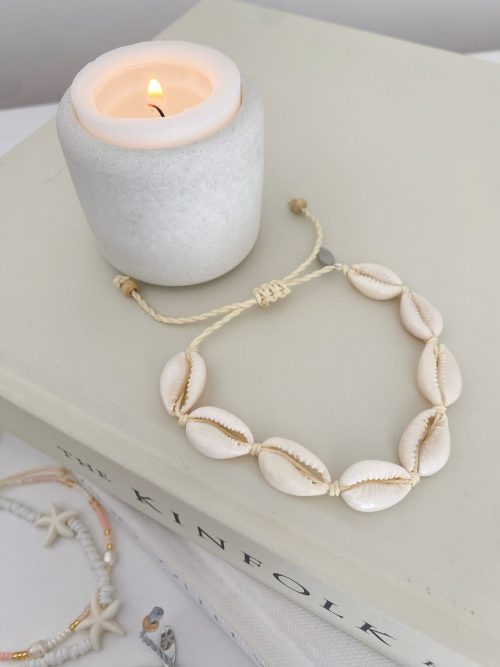 Pretty coastal shell bracelet - Image 2