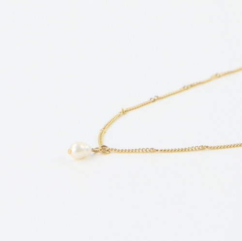 Pretty pearl drop necklace - Image 3